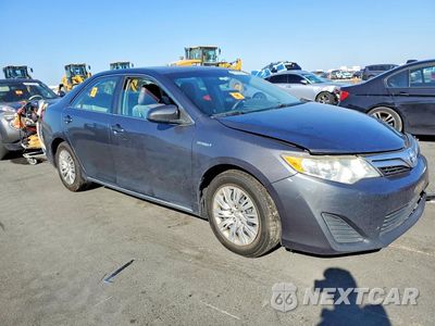 Czwarte zdjęcie samochodu z boku: 2012 TOYOTA CAMRY HYBRID LE VIN:4T1BD1FK5CU055807 - miniatura