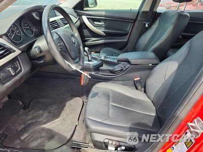 Zdjęcie 7 z 12 samochodu: 2017 BMW 320 I VIN:WBA8E1G53HNU14218 - miniatura