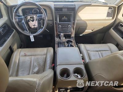 Zdjęcie 8 z 12 samochodu: 2015 LINCOLN NAVIGATOR VIN:5LMJJ2HT2FEJ02416 - miniatura