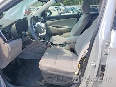 Zdjęcie 7 z 12 samochodu: 2019 HYUNDAI TUCSON SEL VIN:KM8J33AL3KU021356 - miniatura