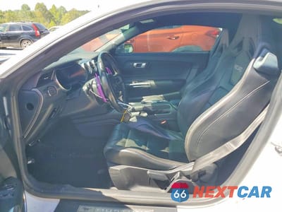 Zdjęcie 7 z 12 samochodu: 2019 FORD MUSTANG GT VIN:1FA6P8CF6K5192508 - miniatura