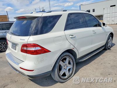 Trzecie zdjęcie samochodu z tyłu: 2012 MERCEDES-BENZ ML 350 4MATIC VIN:4JGDA5HB6CA076544 - miniatura