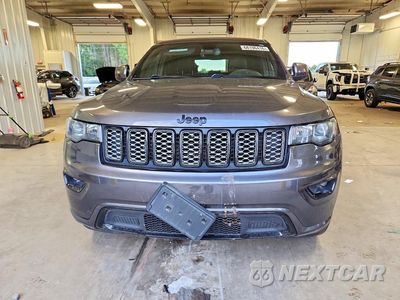 Piąte zdjęcie samochodu w środku: 2020 JEEP GRAND CHEROKEE LAREDO VIN:1C4RJFAG7LC144750 - miniatura