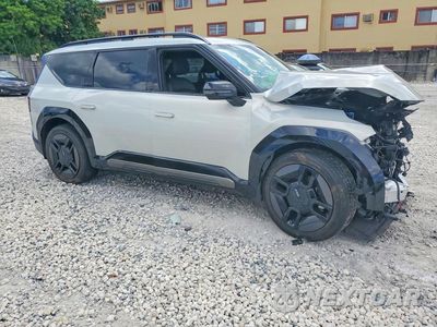 Czwarte zdjęcie samochodu z boku: 2026 KIA EV9 GT LINE VIN:5XYAEFS59TG015676 - miniatura