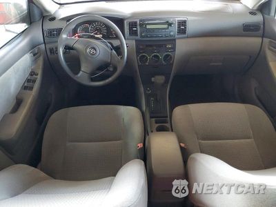 Zdjęcie 8 z 12 samochodu: 2005 TOYOTA COROLLA CE VIN:1NXBR32E15Z521328 - miniatura