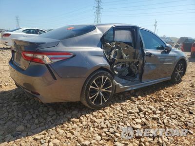 Trzecie zdjęcie samochodu z tyłu: 2018 TOYOTA CAMRY SE VIN:4T1B11HKXJU504885 - miniatura