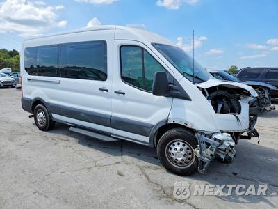 Czwarte zdjęcie samochodu z boku: 2023 FORD TRANSIT T-350 VIN:1FBAX9C89PKB96917 - miniatura