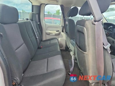 Zdjęcie 10 z 12 samochodu: 2012 CHEVROLET SILVERADO C1500 VIN:1GCRCPE08CZ107703 - miniatura