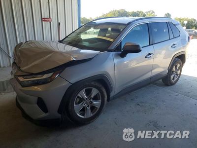 2024 TOYOTA RAV4 XLE 2T3W1RFV1RW323089 - główne zdjęcie licytacji z USA - miniatura