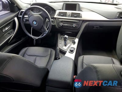 Zdjęcie 8 z 12 samochodu: 2014 BMW 320 I VIN:WBA3B1G57ENS80277 - miniatura