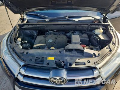 Zdjęcie 12 z 13 samochodu: 2017 TOYOTA HIGHLANDER XLE VIN:5TDJZRFH4HS392002 - miniatura