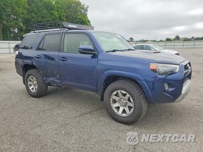 Czwarte zdjęcie samochodu z boku: 2014 TOYOTA 4RUNNER TRAIL VIN:JTEBU5JR0E5161638 - miniatura
