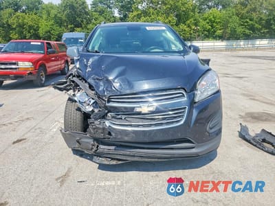 Piąte zdjęcie samochodu w środku: 2015 CHEVROLET TRAX 1LT VIN:3GNCJRSB9FL193362 - miniatura
