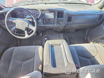 Zdjęcie 8 z 12 samochodu: 2004 CHEVROLET SILVERADO K1500 VIN:1GCEK19T24E206092 - miniatura