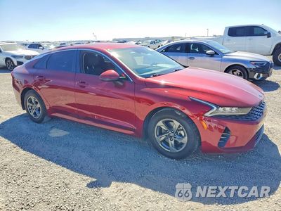 Czwarte zdjęcie samochodu z boku: 2021 KIA K5 LXS VIN:5XXG14J22MG025229 - miniatura