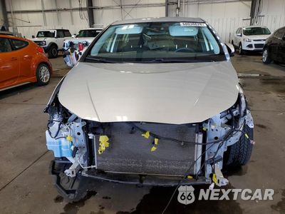 Piąte zdjęcie samochodu w środku: 2019 TOYOTA PRIUS LE VIN:JTDKARFU5K3076335 - miniatura