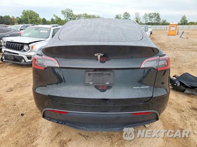 Zdjęcie 6 z 13 samochodu: 2023 TESLA MODEL Y VIN:7SAYGDEE9PF828072 - miniatura