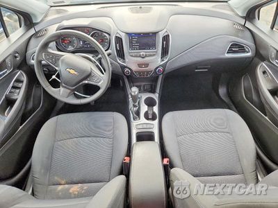 Zdjęcie 8 z 12 samochodu: 2019 CHEVROLET CRUZE LT VIN:1G1BE5SM3K7110678 - miniatura