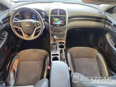 Zdjęcie 8 z 12 samochodu: 2015 CHEVROLET MALIBU 1LT VIN:1G11C5SL2FF316546 - miniatura