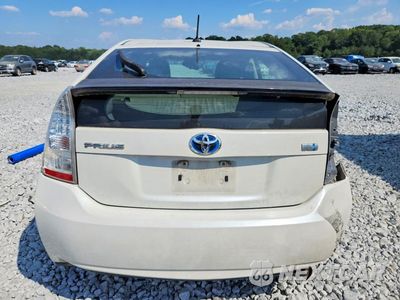 Zdjęcie 6 z 12 samochodu: 2010 TOYOTA PRIUS II VIN:JTDKN3DUXA1283723 - miniatura
