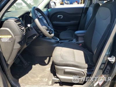 Zdjęcie 7 z 13 samochodu: 2018 KIA SOUL + VIN:KNDJP3A5XJ7600674 - miniatura