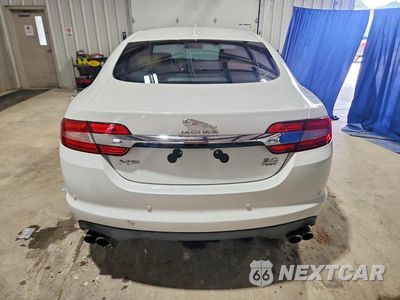 Zdjęcie 6 z 12 samochodu: 2014 JAGUAR XF VIN:SAJWJ0EF2E8U18137 - miniatura
