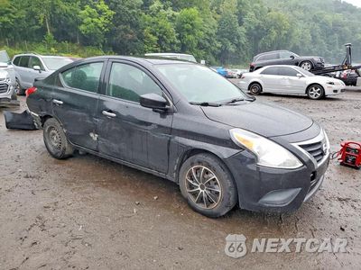 Czwarte zdjęcie samochodu z boku: 2016 NISSAN VERSA 1.6 SV VIN:3N1CN7AP8GL851367 - miniatura