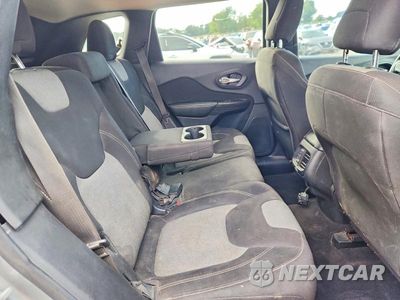 Zdjęcie 11 z 14 samochodu: 2014 JEEP CHEROKEE LATITUDE VIN:1C4PJLCS2EW221789 - miniatura