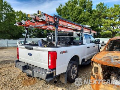 Trzecie zdjęcie samochodu z tyłu: 2023 FORD F350 SUPER DUTY VIN:1FT8W3BN2PED53087 - miniatura