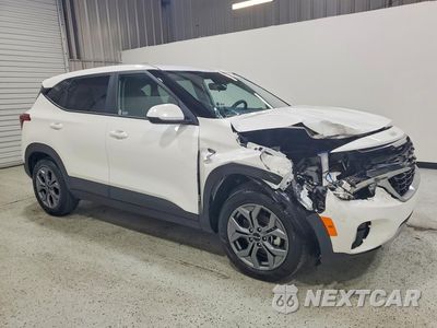 Czwarte zdjęcie samochodu z boku: 2026 KIA SELTOS LX VIN:KNDEP2AA4T7891944 - miniatura