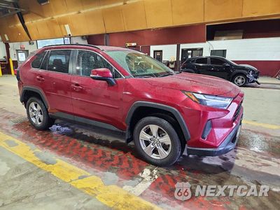 Czwarte zdjęcie samochodu z boku: 2024 TOYOTA RAV4 LE VIN:JTMMWRFV6RD271271 - miniatura