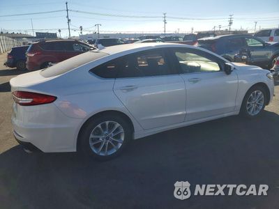Trzecie zdjęcie samochodu z tyłu: 2019 FORD FUSION SE VIN:3FA6P0HD1KR134666 - miniatura