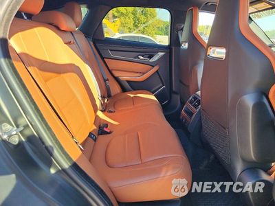 Zdjęcie 11 z 13 samochodu: 2024 JAGUAR F-PACE R-DYNAMIC S VIN:SADCT2EX4RA723996 - miniatura
