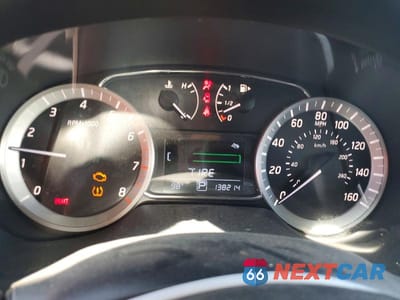 Zdjęcie 9 z 12 samochodu: 2014 NISSAN SENTRA SL VIN:3N1AB7AP0EL654240 - miniatura