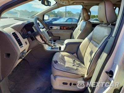 Zdjęcie 7 z 13 samochodu: 2009 LINCOLN MKX VIN:2LMDU88C19BJ03233 - miniatura