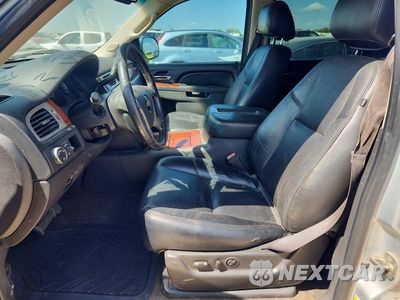 Zdjęcie 7 z 12 samochodu: 2013 CHEVROLET AVALANCHE LTZ VIN:3GNMCGE0XDG321451 - miniatura