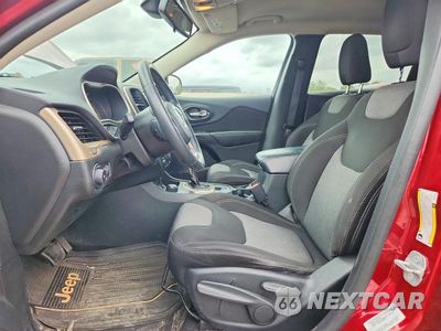 Zdjęcie 7 z 12 samochodu: 2014 JEEP CHEROKEE LATITUDE VIN:1C4PJMCB1EW230621 - miniatura