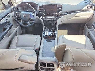 Zdjęcie 8 z 13 samochodu: 2022 HONDA PILOT TOURING VIN:5FNYF5H94NB003591 - miniatura