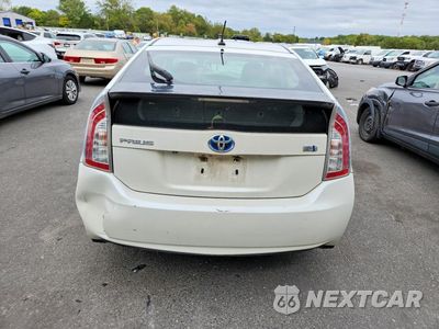 Zdjęcie 6 z 12 samochodu: 2014 TOYOTA PRIUS THREE VIN:JTDKN3DU5E1784833 - miniatura