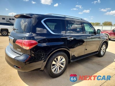 Trzecie zdjęcie samochodu z tyłu: 2017 INFINITI QX80 BASE VIN:JN8AZ2NFXH9641106 - miniatura