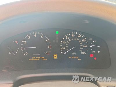 Zdjęcie 9 z 12 samochodu: 2006 LEXUS LS 430 VIN:JTHBN36F165053842 - miniatura