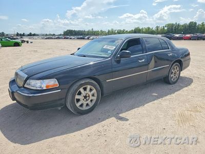 2011 LINCOLN TOWN CAR EXECUTIVE L 2LNBL8EV5BX766146 - główne zdjęcie licytacji z USA - miniatura