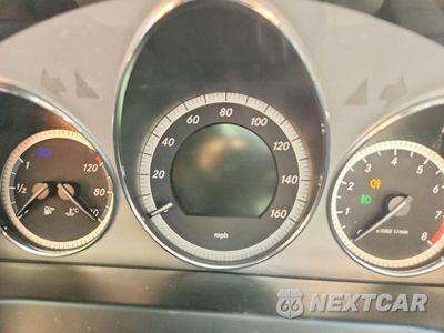 Zdjęcie 9 z 12 samochodu: 2010 MERCEDES-BENZ C 300 4MATIC VIN:WDDGF8BB7AR106085 - miniatura
