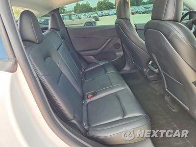 Zdjęcie 10 z 13 samochodu: 2022 TESLA MODEL Y VIN:7SAYGDEF7NF319474 - miniatura