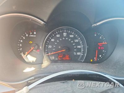 Zdjęcie 9 z 13 samochodu: 2015 KIA SORENTO LX VIN:5XYKTDA77FG601380 - miniatura