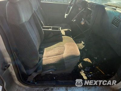 Zdjęcie 10 z 12 samochodu: 1995 GMC SONOMA VIN:1GTCS1444SK514919 - miniatura