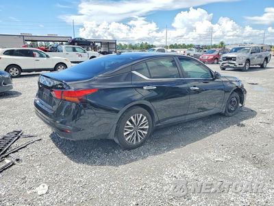 Trzecie zdjęcie samochodu z tyłu: 2024 NISSAN ALTIMA SV VIN:1N4BL4DV0RN423552 - miniatura