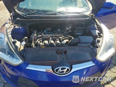 Zdjęcie 11 z 12 samochodu: 2012 HYUNDAI VELOSTER BASE VIN:KMHTC6AD7CU065705 - miniatura