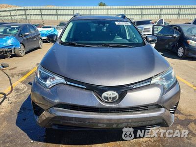 Piąte zdjęcie samochodu w środku: 2017 TOYOTA RAV4 LE VIN:2T3BFREV2HW653016 - miniatura