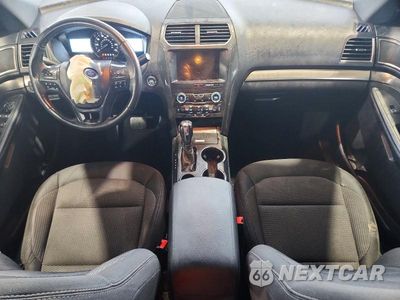 Zdjęcie 8 z 14 samochodu: 2019 FORD EXPLORER XLT VIN:1FM5K7DH2KGA58366 - miniatura